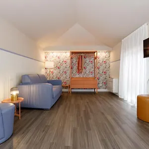  Apartment Casa Flores Italien